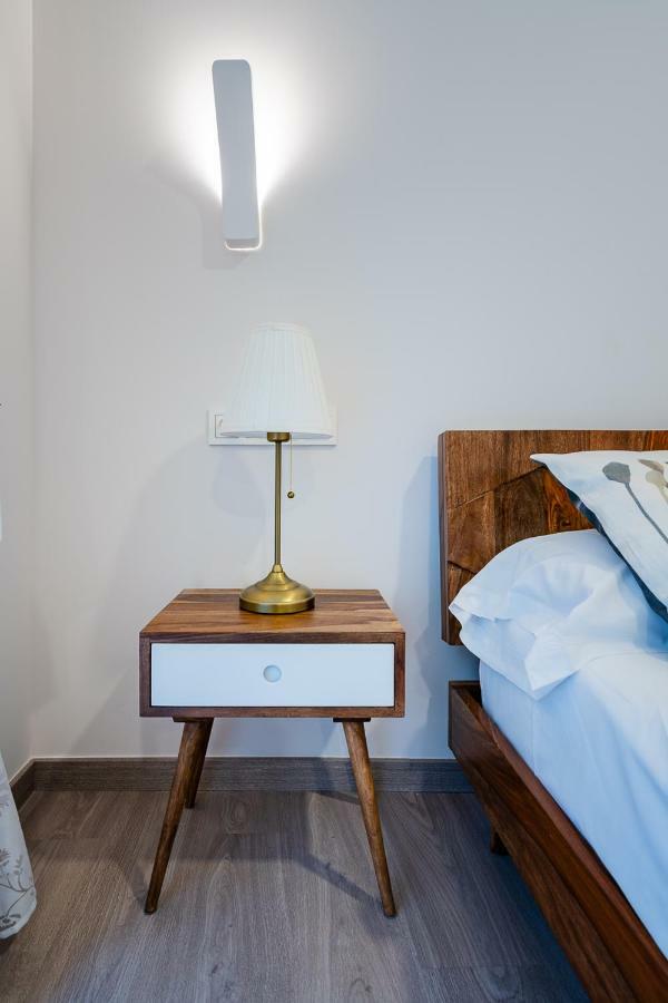 Exclusive Quietness In The Heart Of Madrid With Public Parking, Breakfast, 2 Bathrooms Экстерьер фото