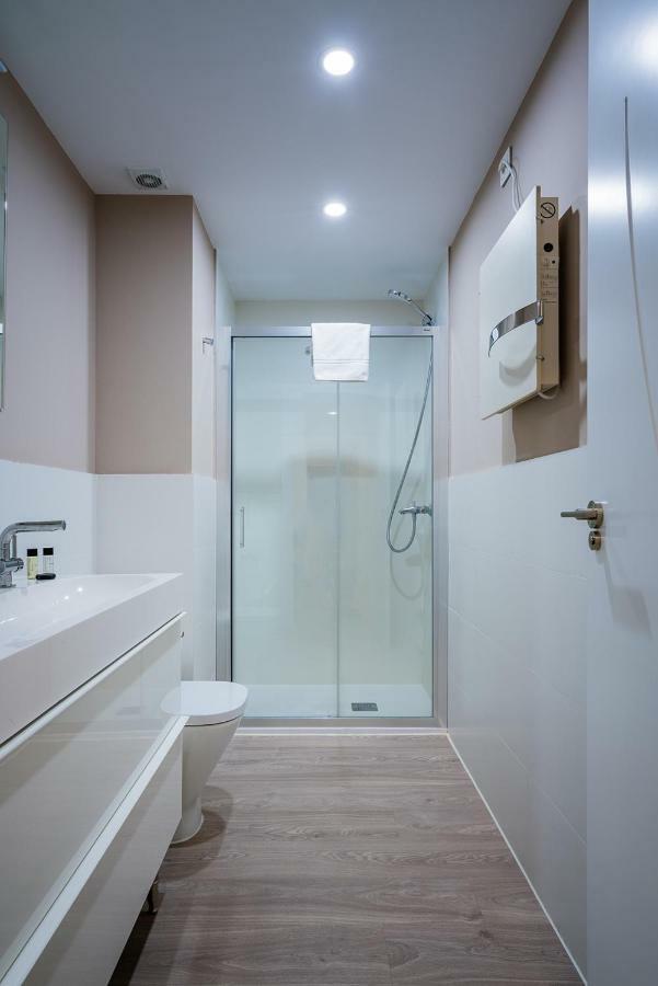 Exclusive Quietness In The Heart Of Madrid With Public Parking, Breakfast, 2 Bathrooms Экстерьер фото