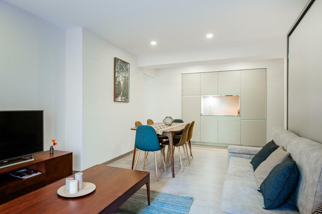 Exclusive Quietness In The Heart Of Madrid With Public Parking, Breakfast, 2 Bathrooms Экстерьер фото