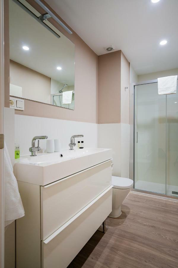 Exclusive Quietness In The Heart Of Madrid With Public Parking, Breakfast, 2 Bathrooms Экстерьер фото